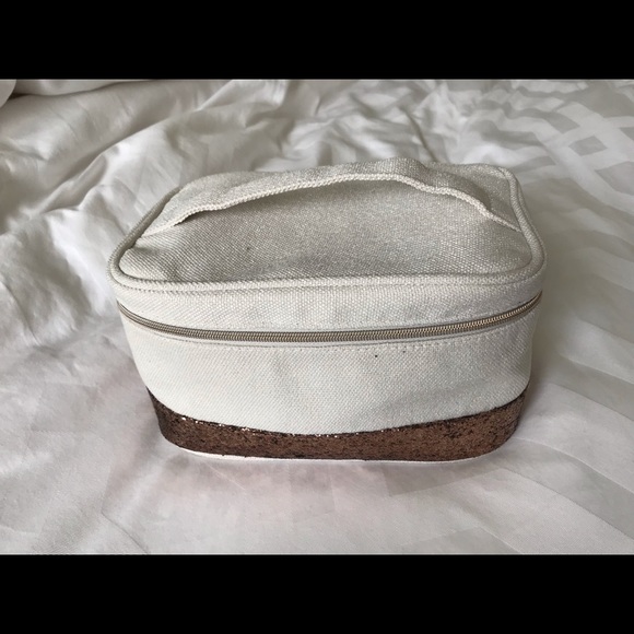 Clarins Makeup Bag - Picture 3 of 8